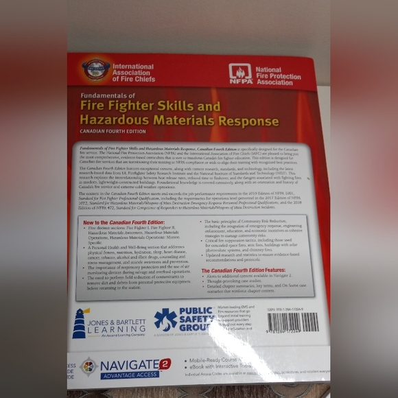 Canadian Fundamentals Fire Fighter Skills and Hazardous Marerials Response, 4th - Picture 2 of 4